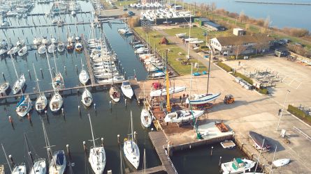 Foto W.V. Hellevoetsluis, Heliushaven